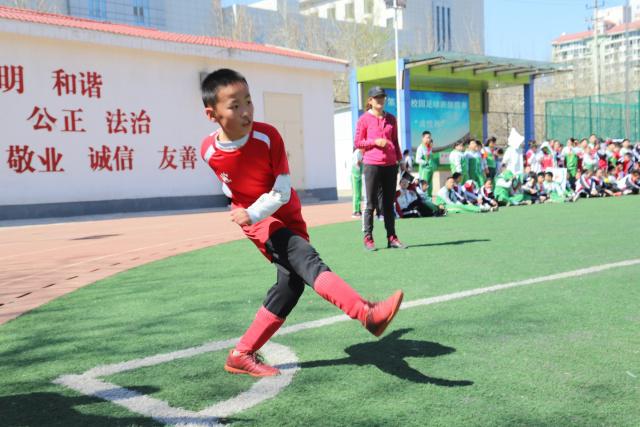 东契奇在湖人前景堪忧？未来可能走上哈登和杜兰特的道路